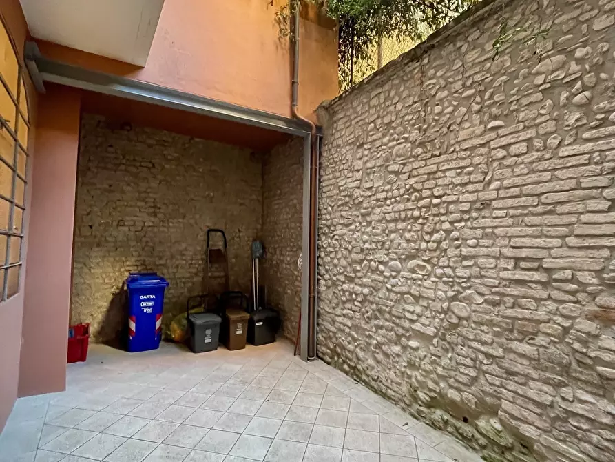 Immagine 15 di Bilocale in affitto  in STRADA AURELIO SAFFI 12 a Parma