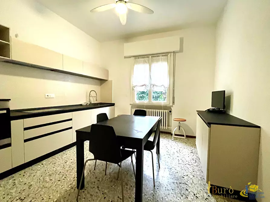 Immagine 2 di Stanza singola in affitto  in Via Francesco Levacher a Parma