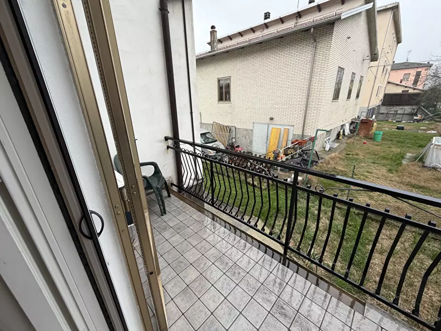 Immagine 33 di Trilocale in vendita  in Via Torino a Collecchio
