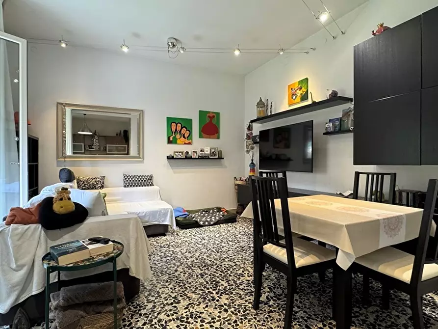 Immagine 8 di Trilocale in vendita  in Via Giacomo Leopardi a Collecchio