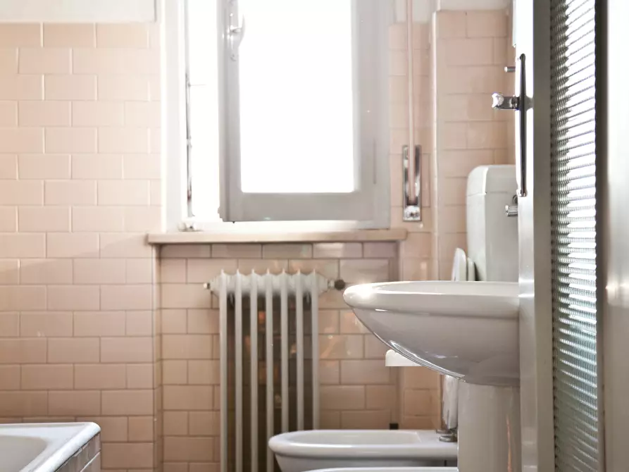 Immagine 10 di Stanza singola in affitto  in via Jacchia 14 a Parma