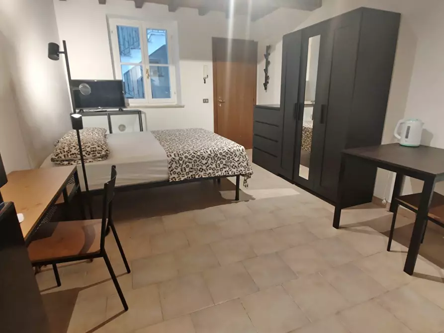 Immagine 3 di Palazzo in vendita  in Strada XX Settembre a Parma