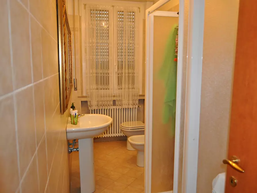 Immagine 21 di Trilocale in vendita  in Via Volturno 9 a Parma