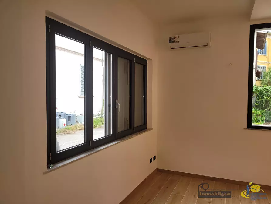 Immagine 14 di Bilocale in vendita  in Strada Manara 4 a Parma