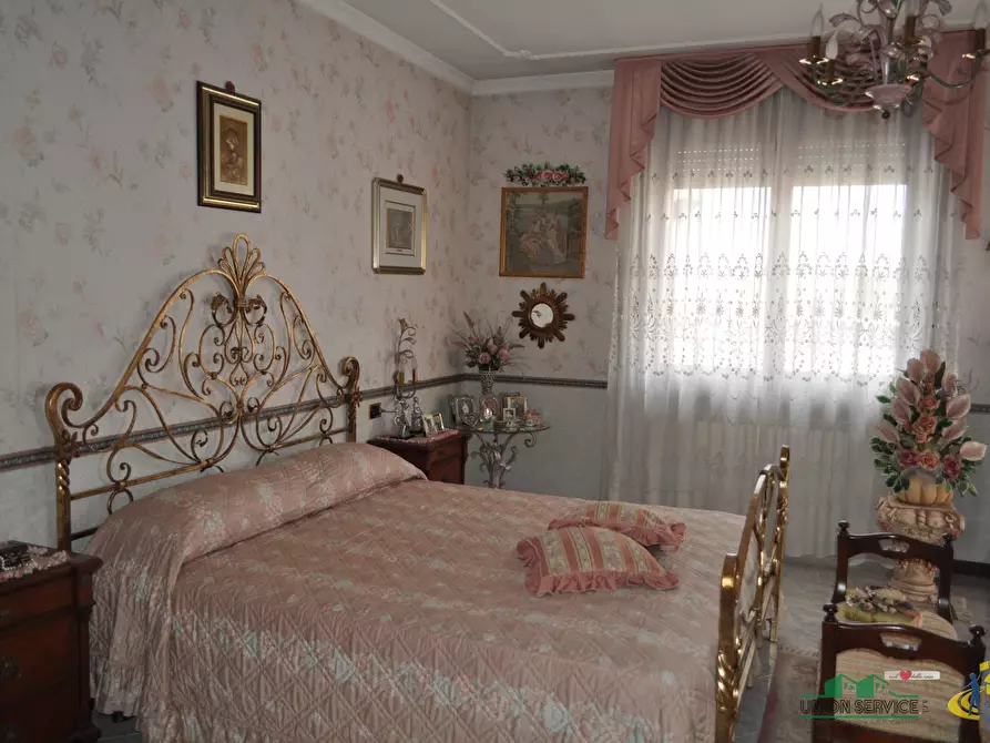 Immagine 28 di Porzione di casa in vendita  in Via Parigi a Collecchio