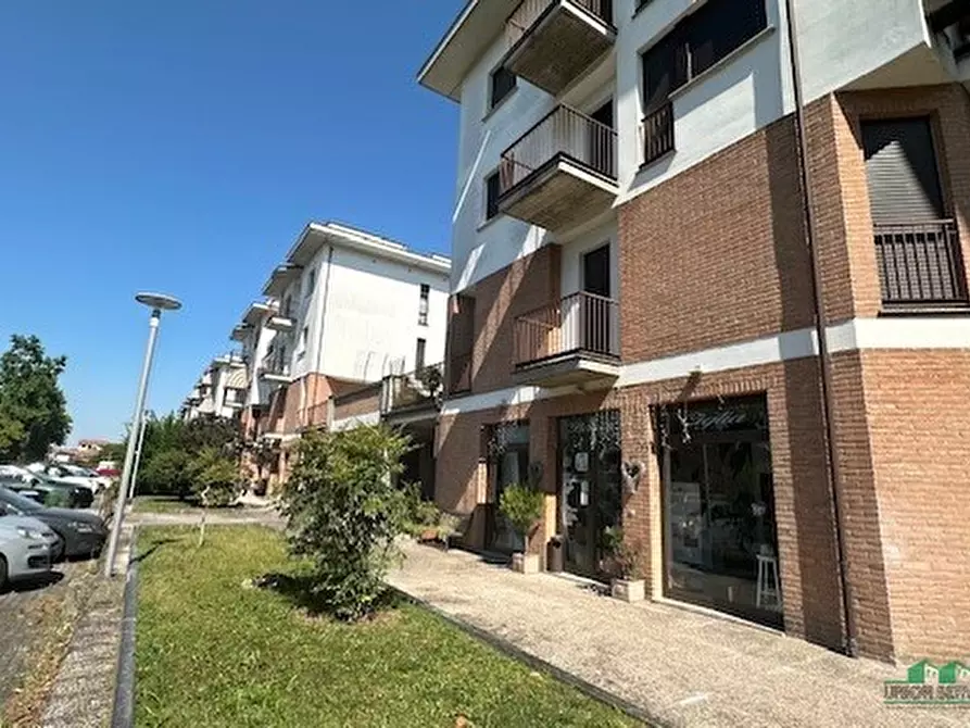 Immagine 3 di Trilocale in vendita  in Piazza Borsellino e Falcone 4 a Salsomaggiore Terme