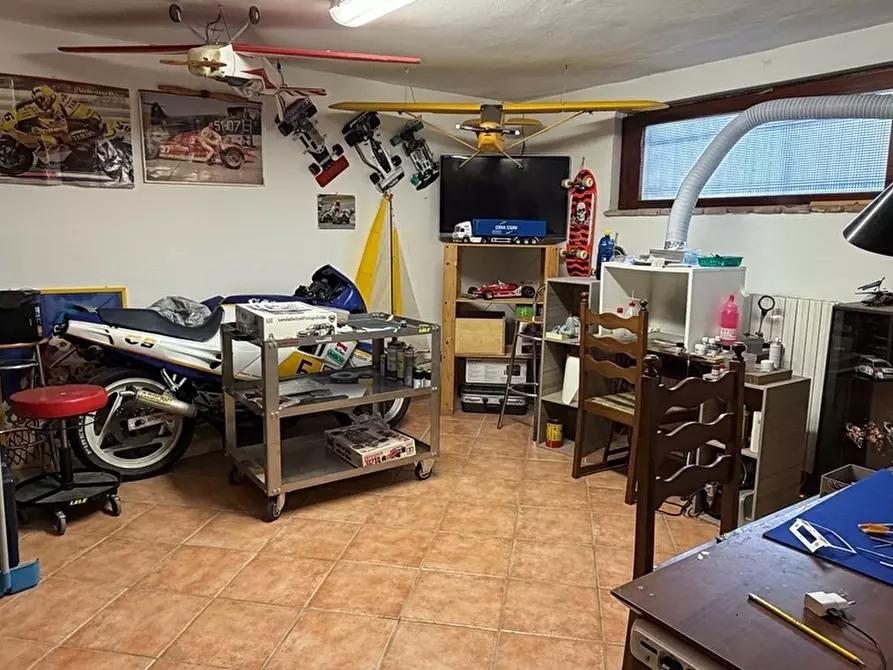 Immagine 59 di Casa trifamiliare in vendita  in Via Torino a Collecchio