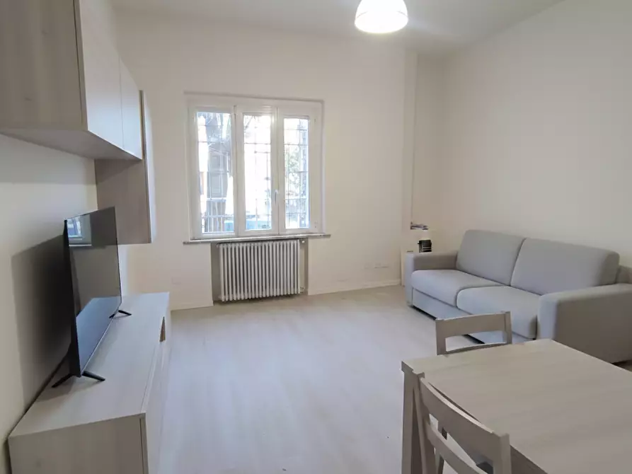 Immagine 1 di Trilocale in vendita  in via solari 25 a Parma