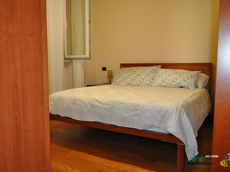 Immagine 29 di Villa in vendita  in Piazza I° Maggio a Sissa Trecasali