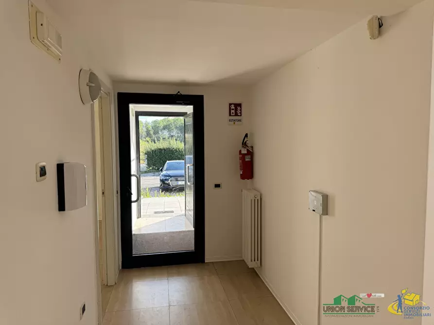 Immagine 12 di Ufficio in vendita  in Strada Baganzola a Parma