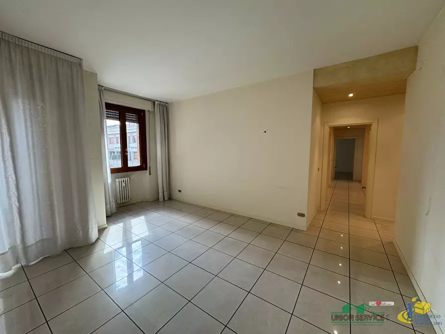 Immagine 12 di Quadrilocale in vendita  in Borgo Piccinini a Parma