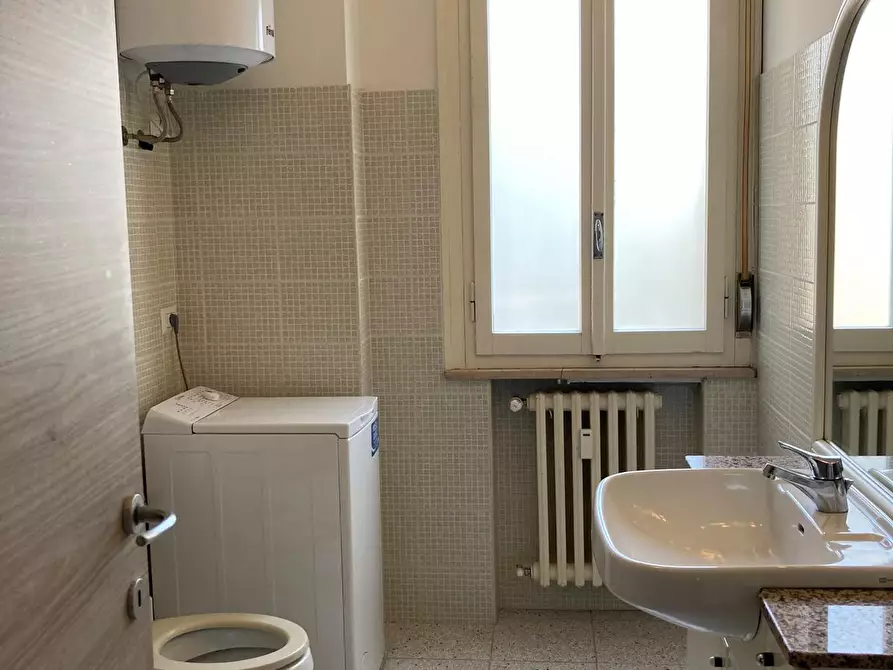 Immagine 11 di Bilocale in affitto  a Parma