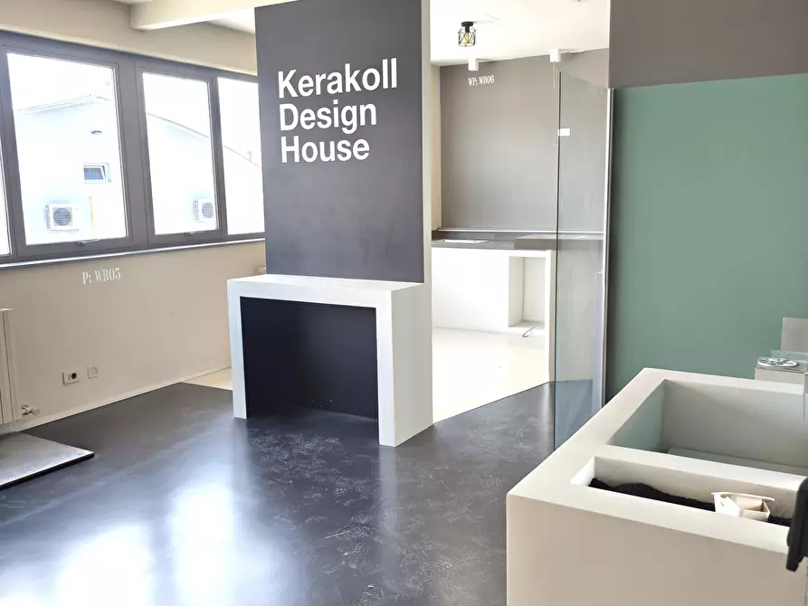 Immagine 6 di Ufficio in affitto  in Via Monte Sporno 1 a Parma