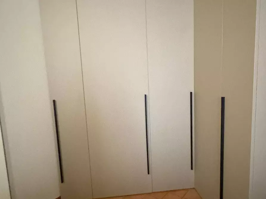 Immagine 8 di Bilocale in affitto  in Viale Mentana 14 a Parma