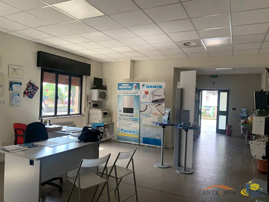 Immagine 6 di Attività artigianale in vendita  a Collecchio