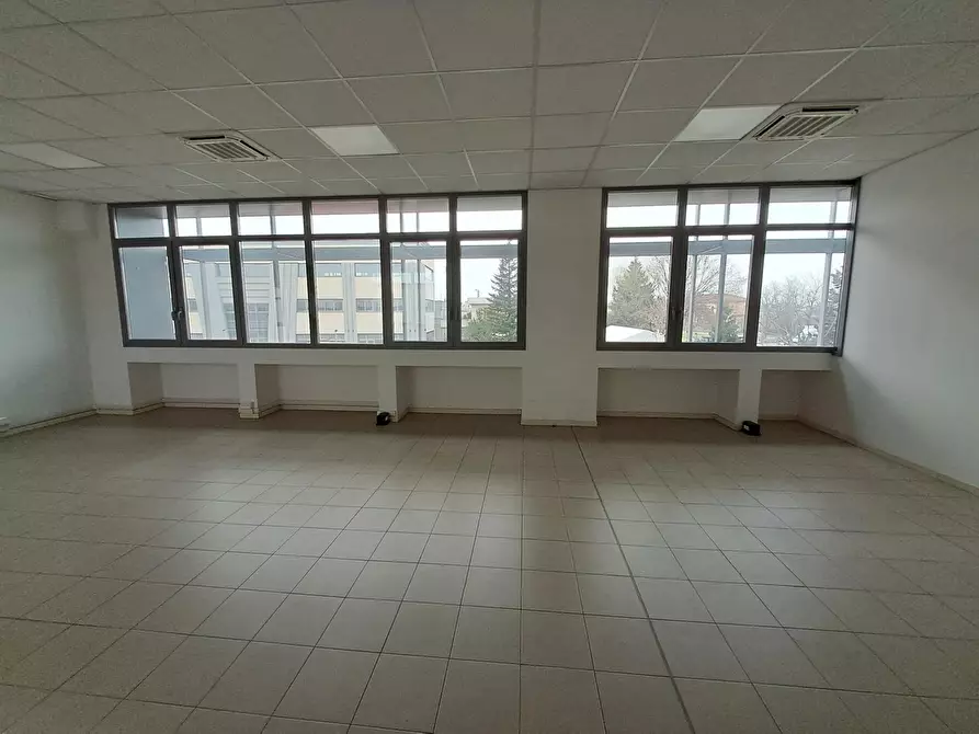 Immagine 20 di Ufficio in affitto  in Via Mario Fantelli 12 a Parma