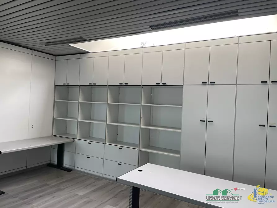 Immagine 17 di Attività artigianale in vendita  in via Forlanini a Parma