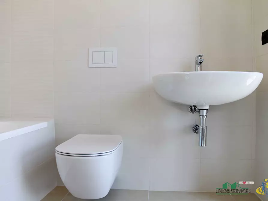 Immagine 23 di Casa bifamiliare in vendita  a Parma