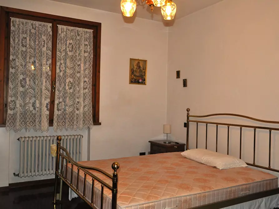 Immagine 34 di Casa bifamiliare in vendita  in VIA BEDESCHI a San Secondo Parmense