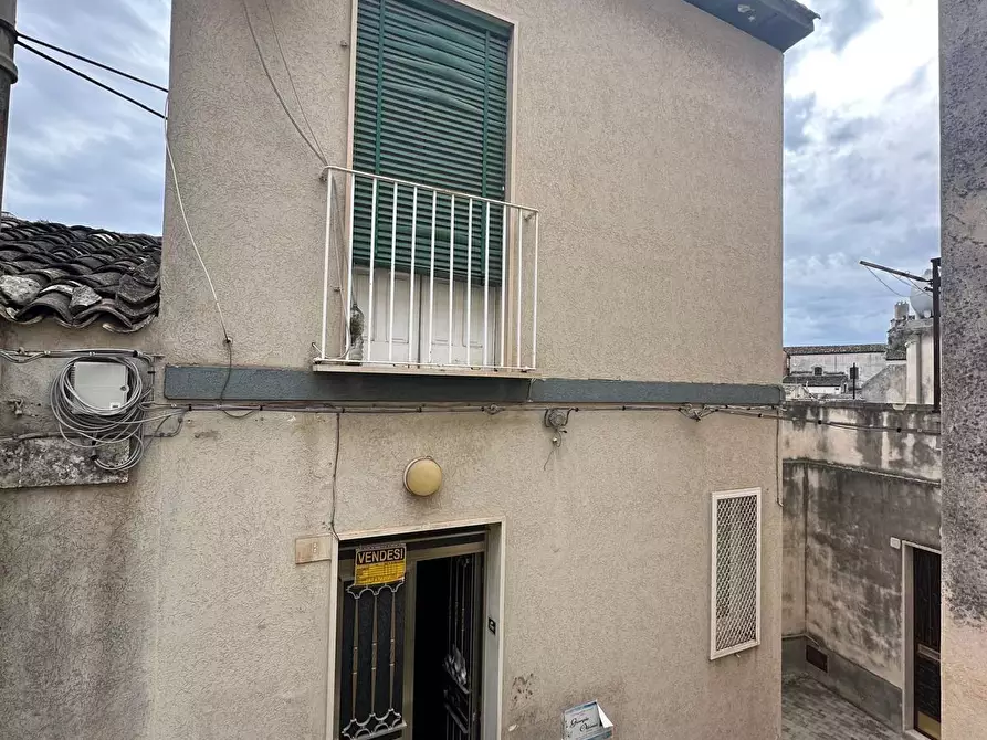 Immagine 7 di Porzione di casa in vendita  in VIA SBALZO a Modica