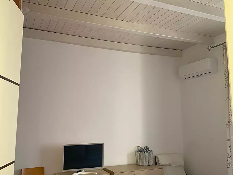 Immagine 13 di Appartamento in vendita  in VIA FABRIZIO 5 a Modica