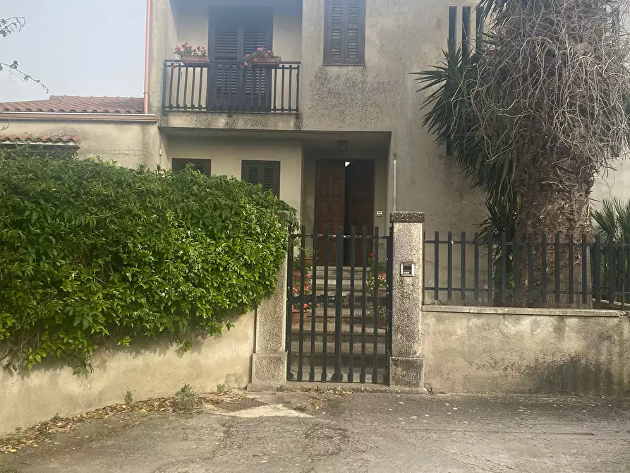 Immagine 1 di Villetta a schiera in vendita  in Via Sorda Scicli 143 A a Modica