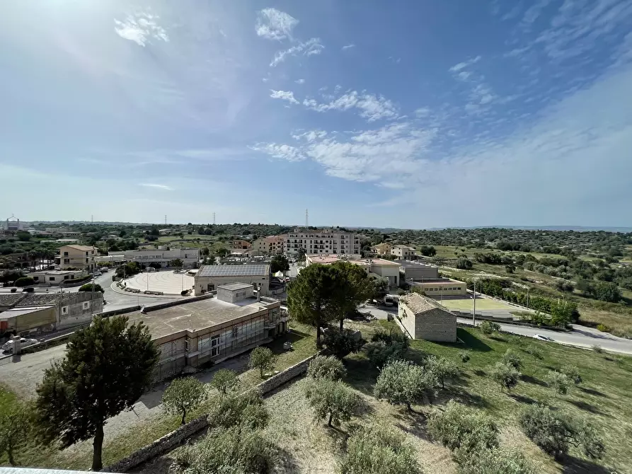 Immagine 3 di Appartamento in vendita  in Via Gianforma Margione a Modica