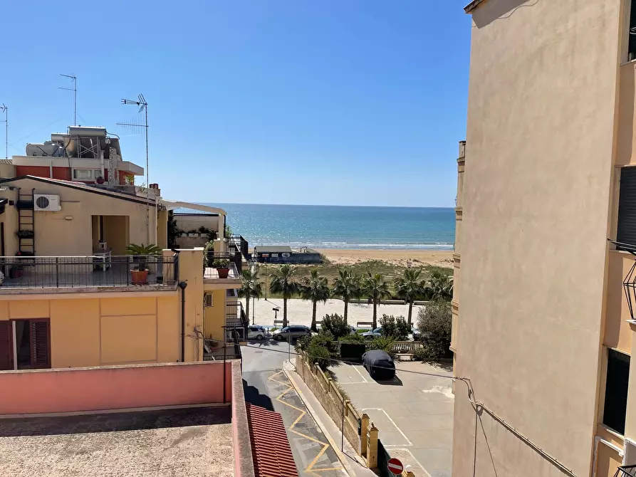 Immagine 18 di Porzione di casa in vendita  in via carlo pisacane a Pozzallo