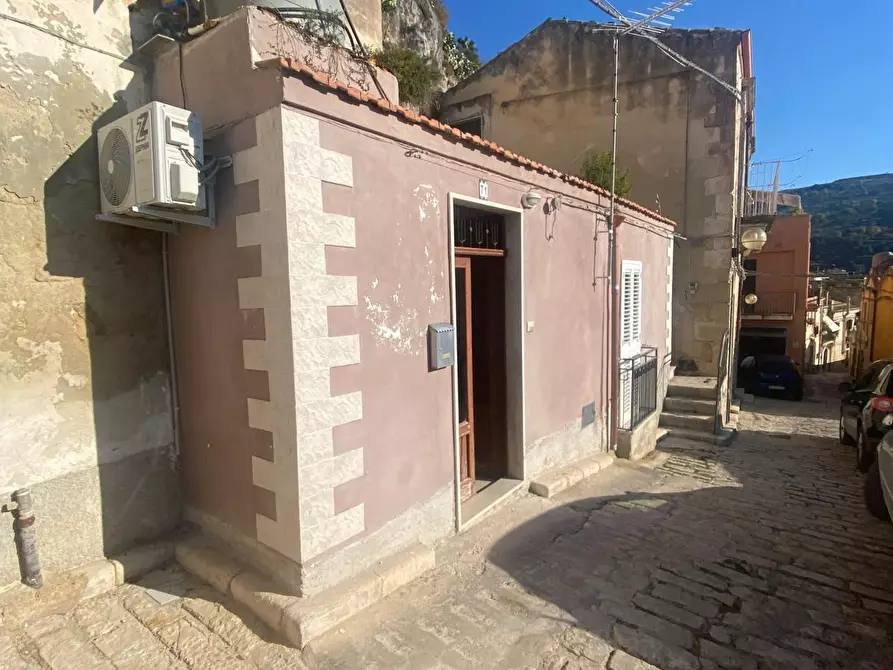 Immagine 1 di Casa indipendente in vendita  in VIA CATENA a Modica