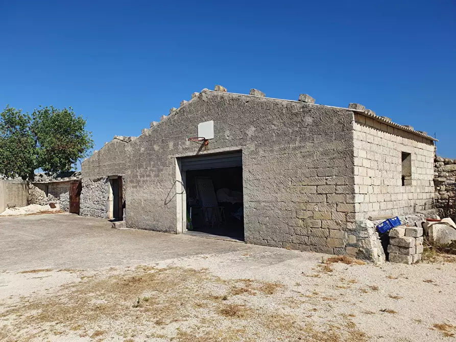 Immagine 28 di Villa in vendita  a Modica