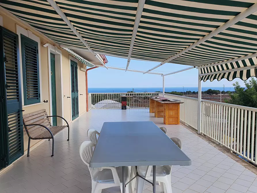 Immagine 3 di Villa in vendita  in Strada Provinciale 40 a Scicli