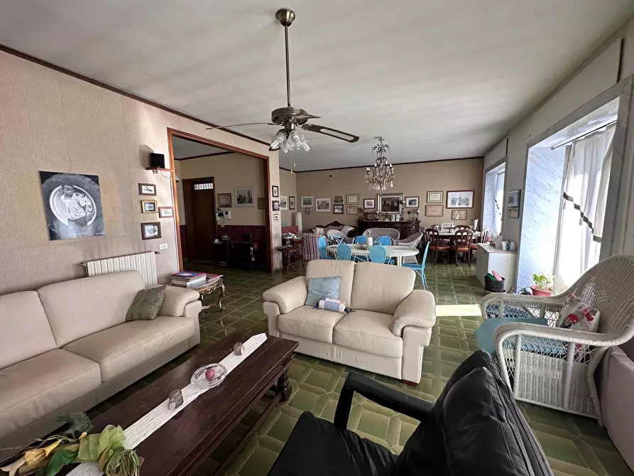 Immagine 8 di Appartamento in vendita  a Modica