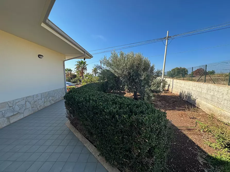 Immagine 10 di Villa in vendita  in SP44 a Modica
