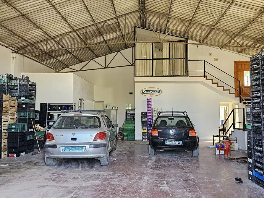 Immagine 8 di Magazzino in vendita  in Via Ferro di Cavallo 94/1 a Scicli