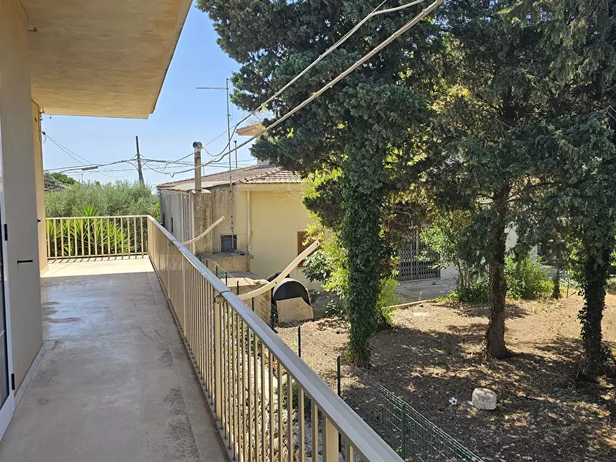 Immagine 9 di Appartamento in affitto  a Modica