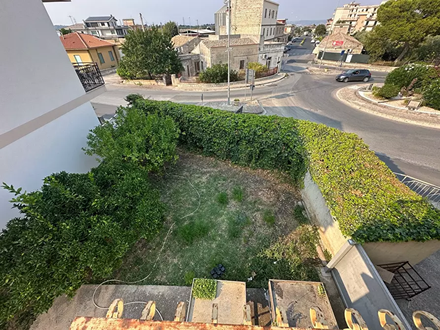 Immagine 20 di Appartamento in vendita  in Piazza Mulino 6 a Modica