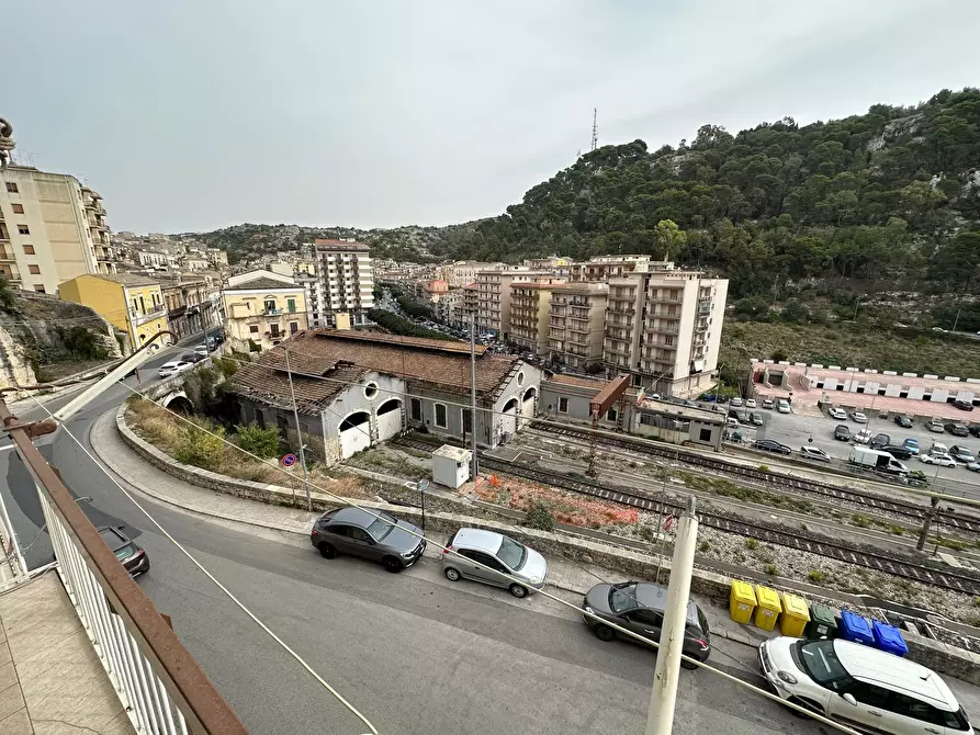Immagine 28 di Appartamento in vendita  in via Nuova S. Antonio 2 a Modica
