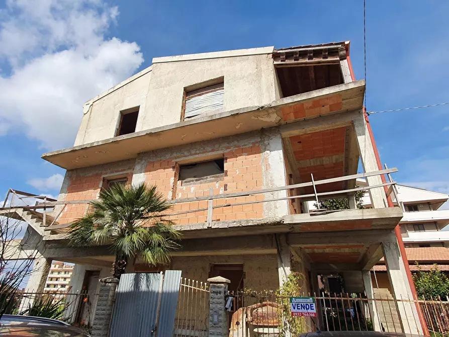 Immagine 28 di Villa in vendita  in Via Resistenza Partigiana 2041 a Modica