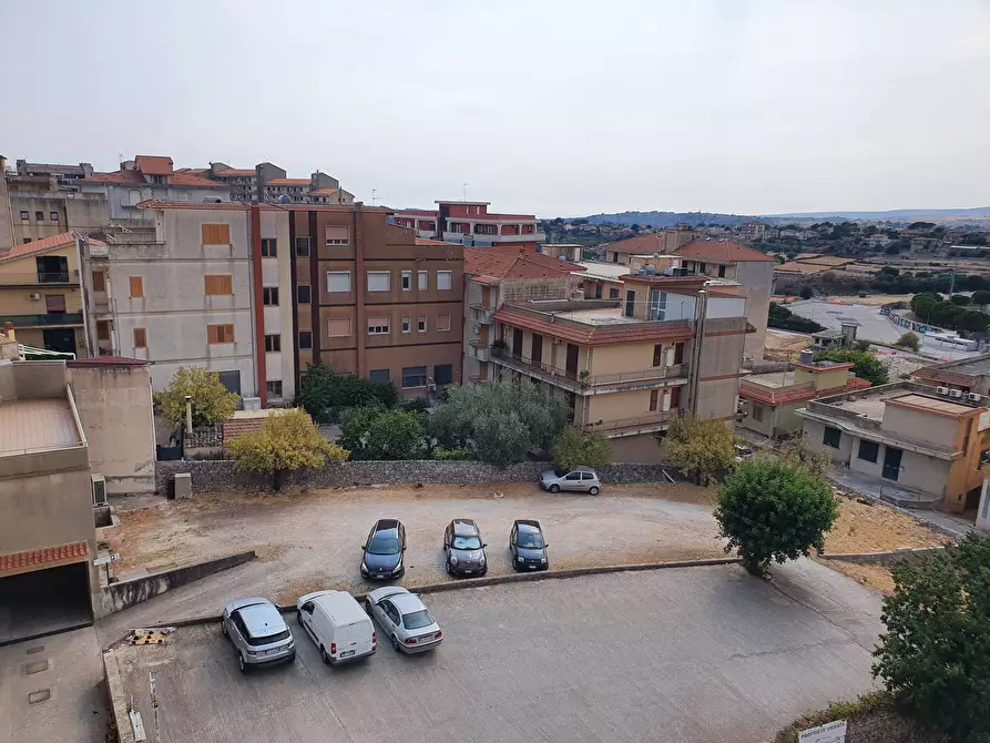 Immagine 14 di Appartamento in vendita  a Modica