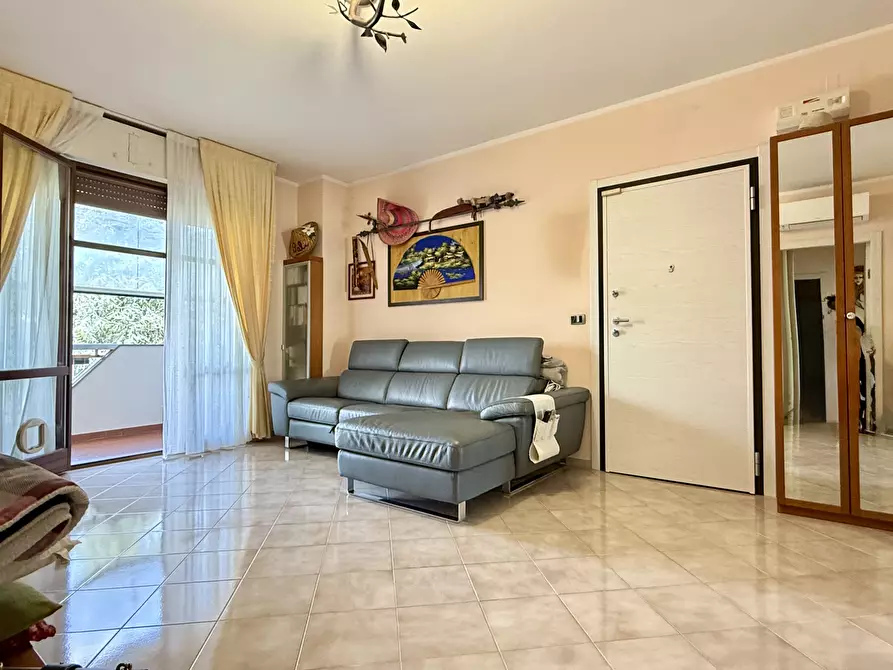 Immagine 2 di Pentalocale in vendita  in via verde 13 a Ozzano Dell'emilia