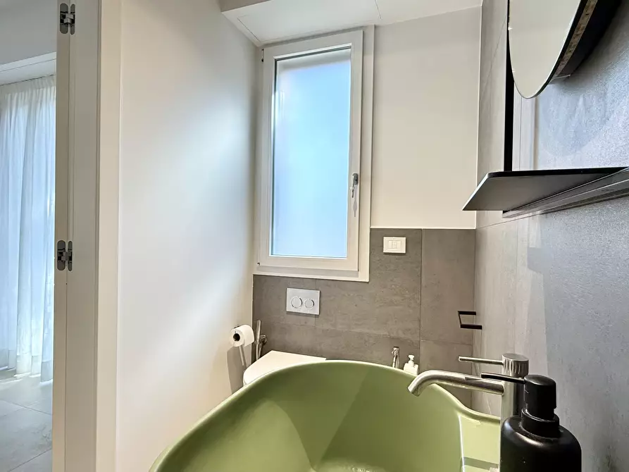 Immagine 38 di Trilocale in vendita  in Via delle Rose 31 a San Pietro In Casale