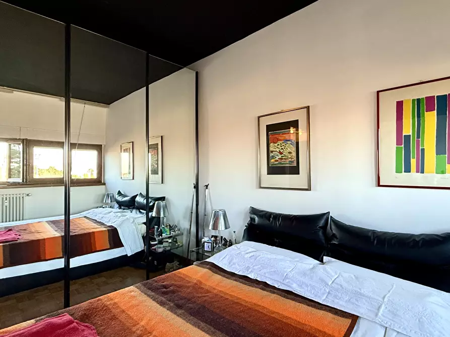 Immagine 32 di Pentalocale in vendita  in Via Allende 23 a Bologna