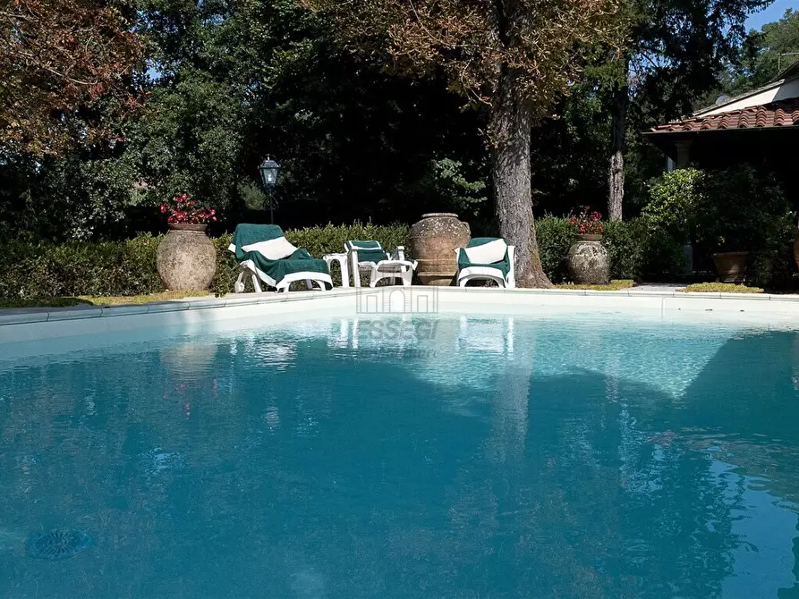 Immagine 7 di Villa in vendita  in Viale Umberto I 148 a Bagni Di Lucca