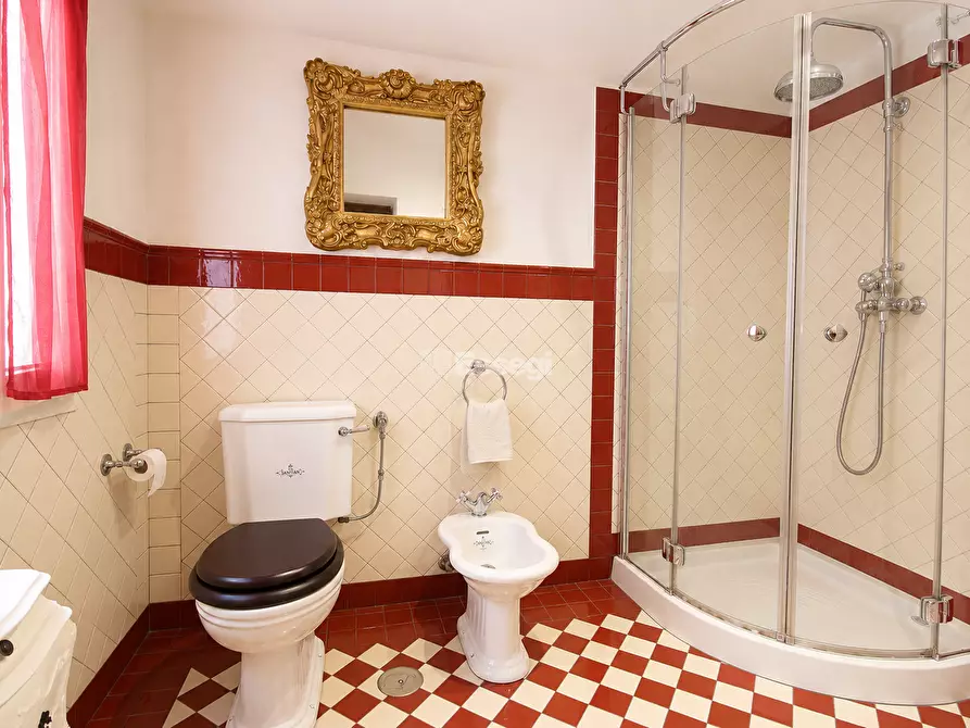 Immagine 8 di Appartamento in vendita  in Viale San Concordio 665 a Lucca