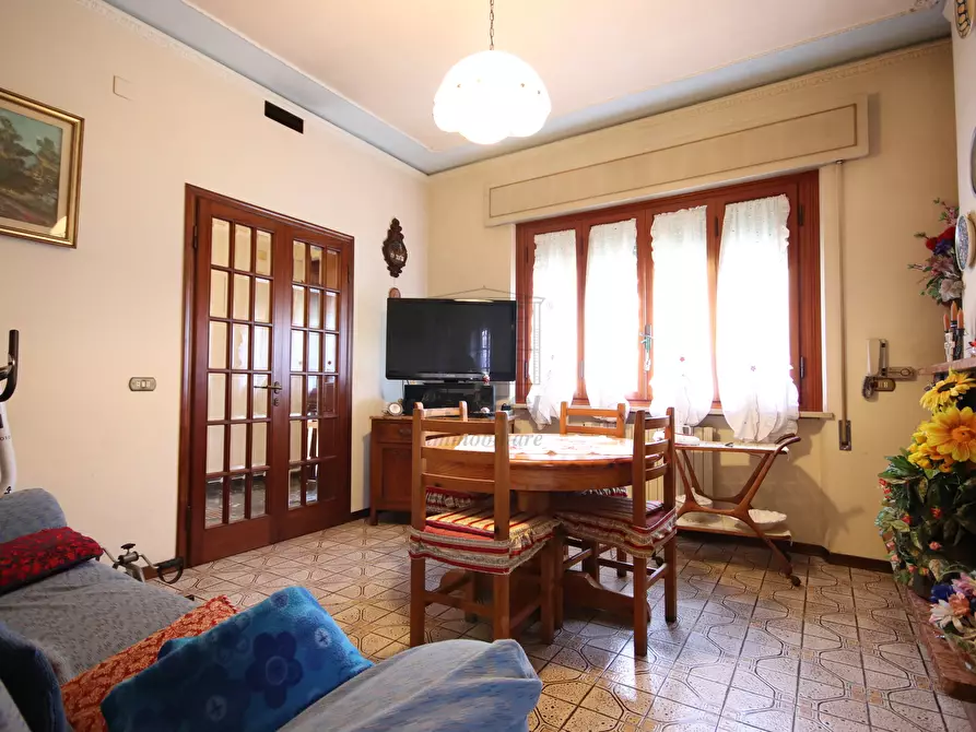 Immagine 9 di Villa in vendita  in Strada Comunale Generale Carlo Alberto dalla Chies 83 a Capannori