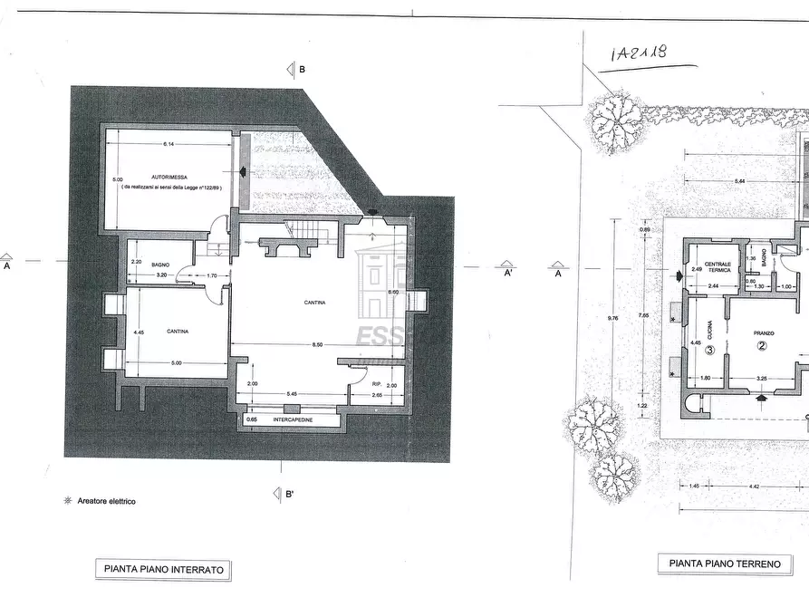 Immagine 8 di Villa in vendita  a Lucca