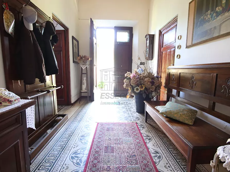 Immagine 5 di Villa in vendita  in Via Traversa di Parezzana 1 a Capannori