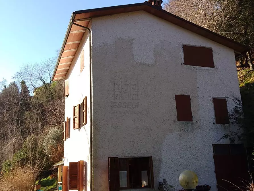 Immagine 2 di Rustico / casale in vendita  a Bagni Di Lucca