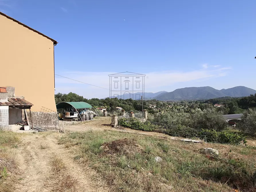 Immagine 13 di Rustico / casale in vendita  in Via del Francia 95 a Lucca