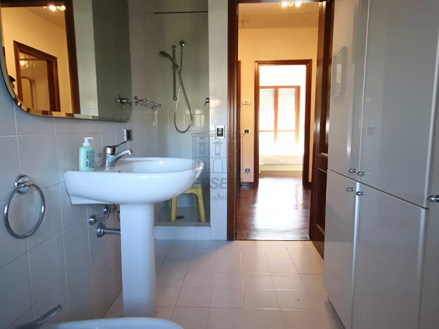 Immagine 19 di Appartamento in affitto  in Via San Donato 100 a Lucca